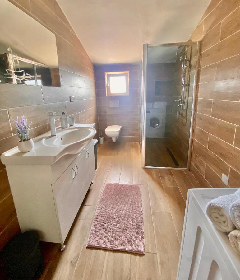 Golden Apartments ザボリッチ エクステリア 写真